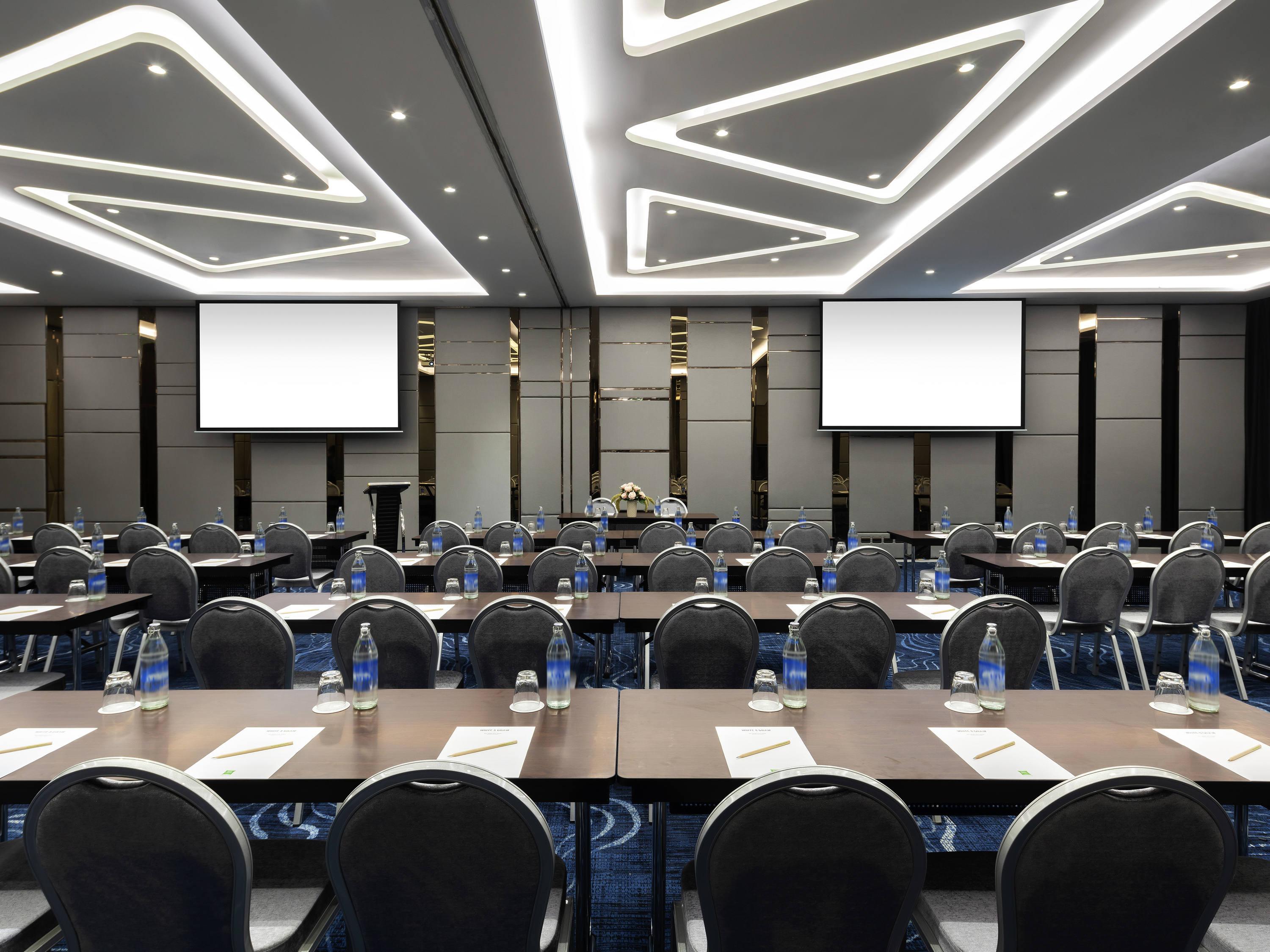 ibis Styles Bangkok Ratchada Hotel Bagian luar foto