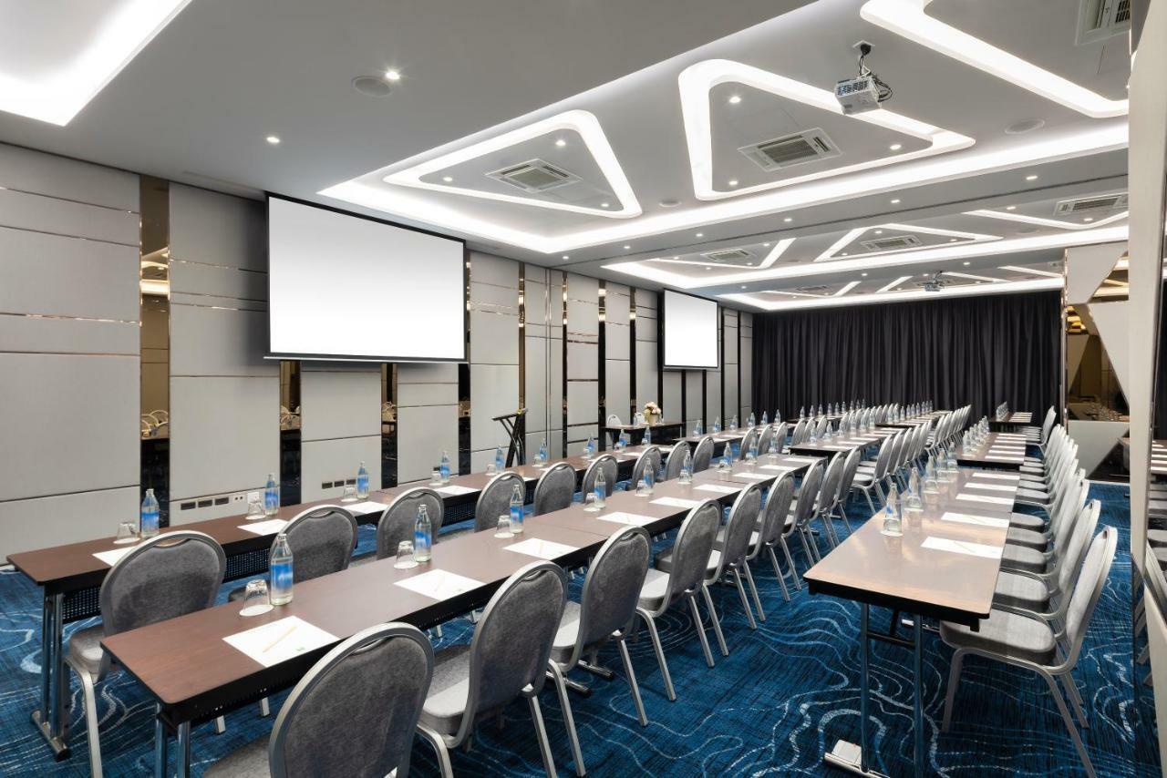 ibis Styles Bangkok Ratchada Hotel Bagian luar foto
